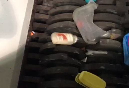 塑料瓶撕碎机